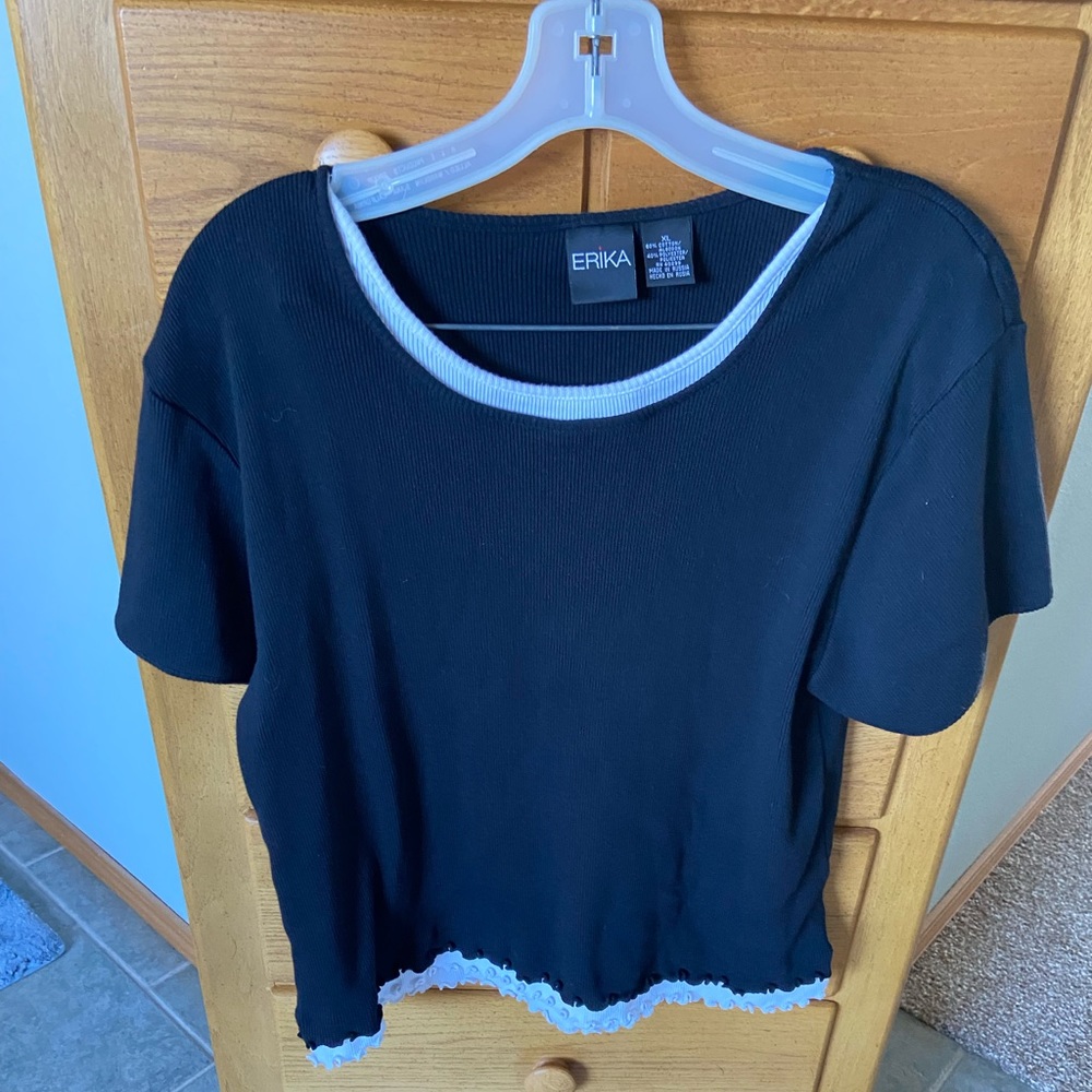 Erika short Sleeve Women’s Top